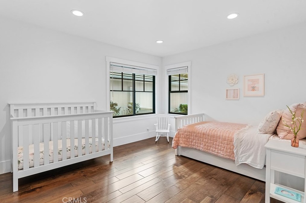 1810 Via Latina Dr, Camarillo CA  93012-8826 exterior