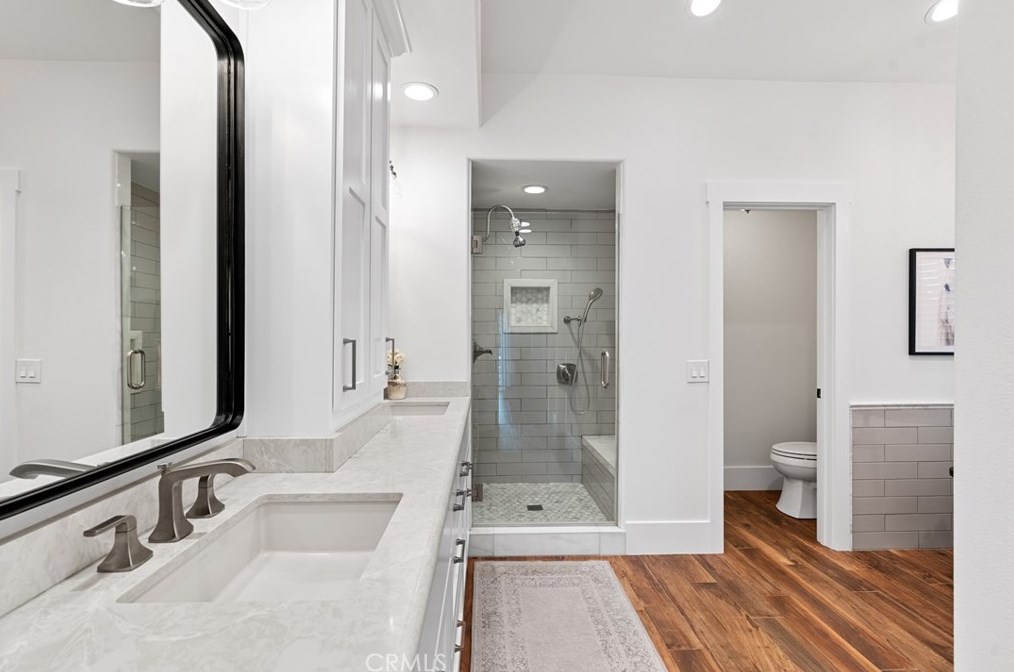 1810 Via Latina Dr, Camarillo CA  93012-8826 exterior