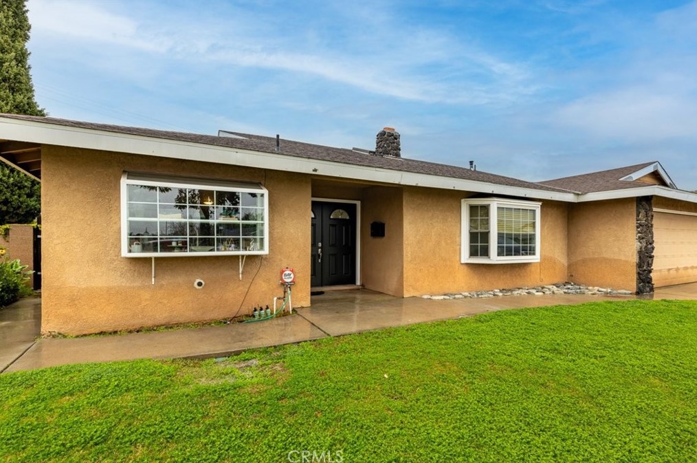 2031 E North Redwood Dr, Anaheim, CA 92806