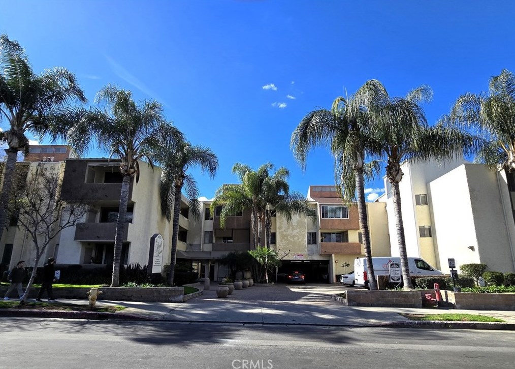 5325 Newcastle Ave #340, Van Nuys, CA 91316