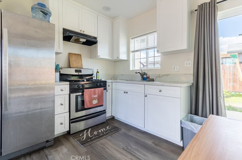 10419 Lou Dillon Ave, Los Angeles CA  90002-3751 exterior