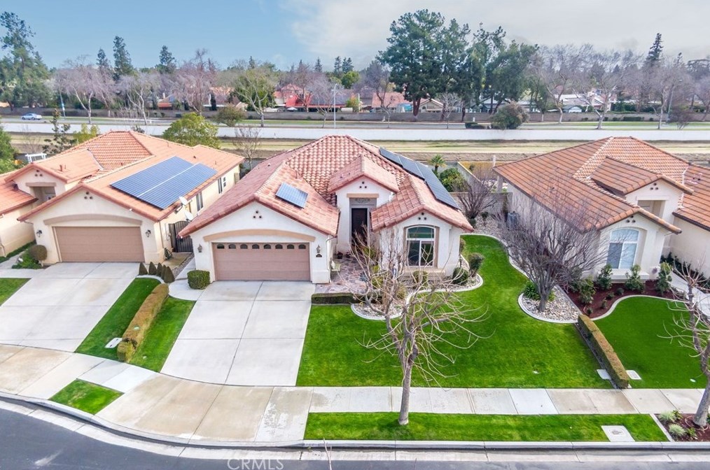 2004 Snowdrop Dr, Bakersfield, CA 93311-3764