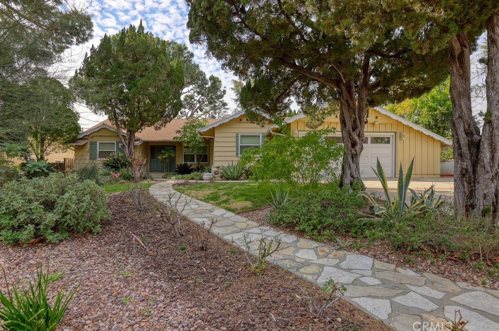 11307 Andasol Ave, San Fernando, CA 91344