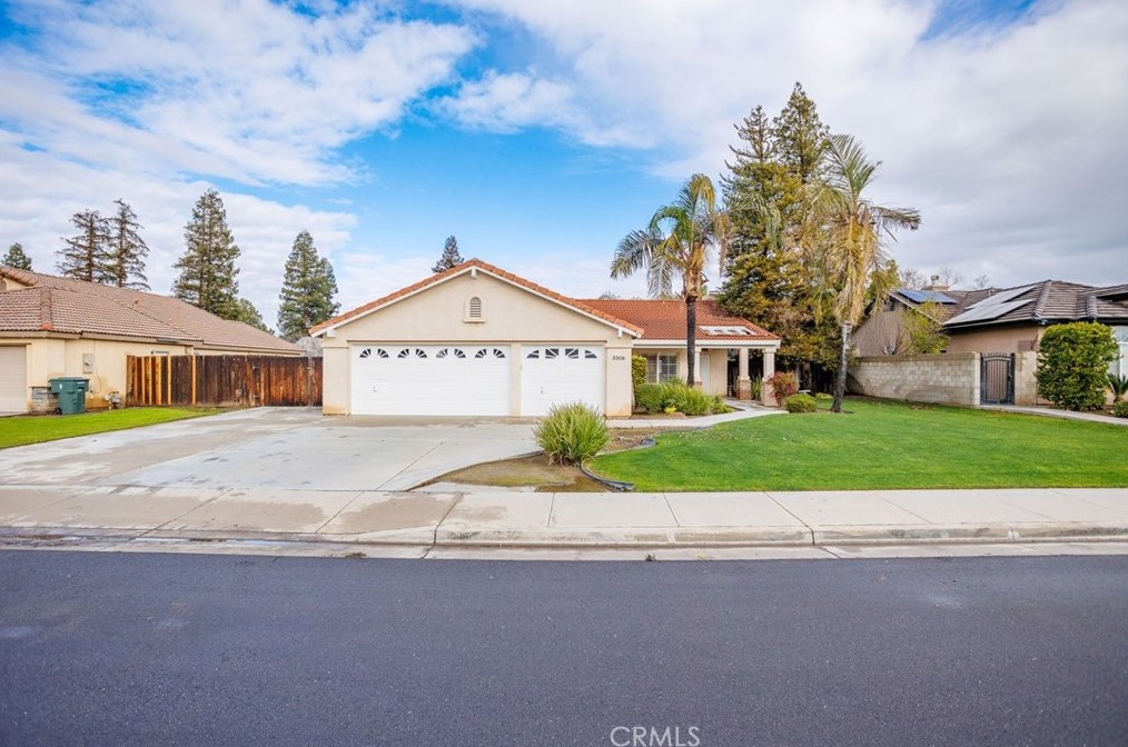 3308 Stonecreek Ave, Bakersfield, CA 93313-4257