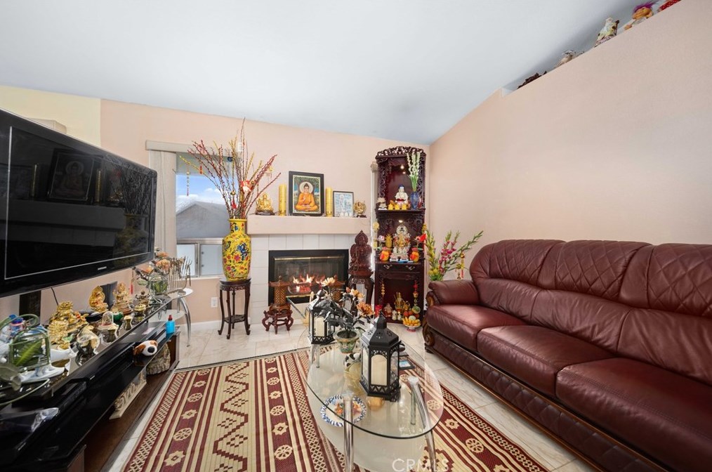 3212 Marble St, Tropico Village, CA 93560-7647