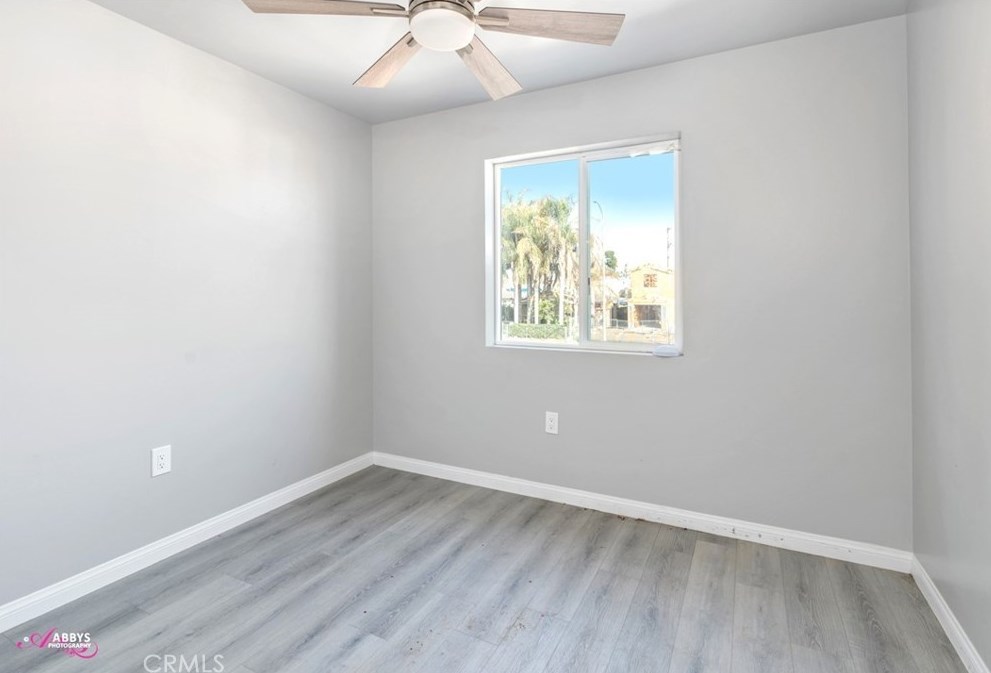 1409 Monterey St, Bakersfield CA  93305-4727 exterior