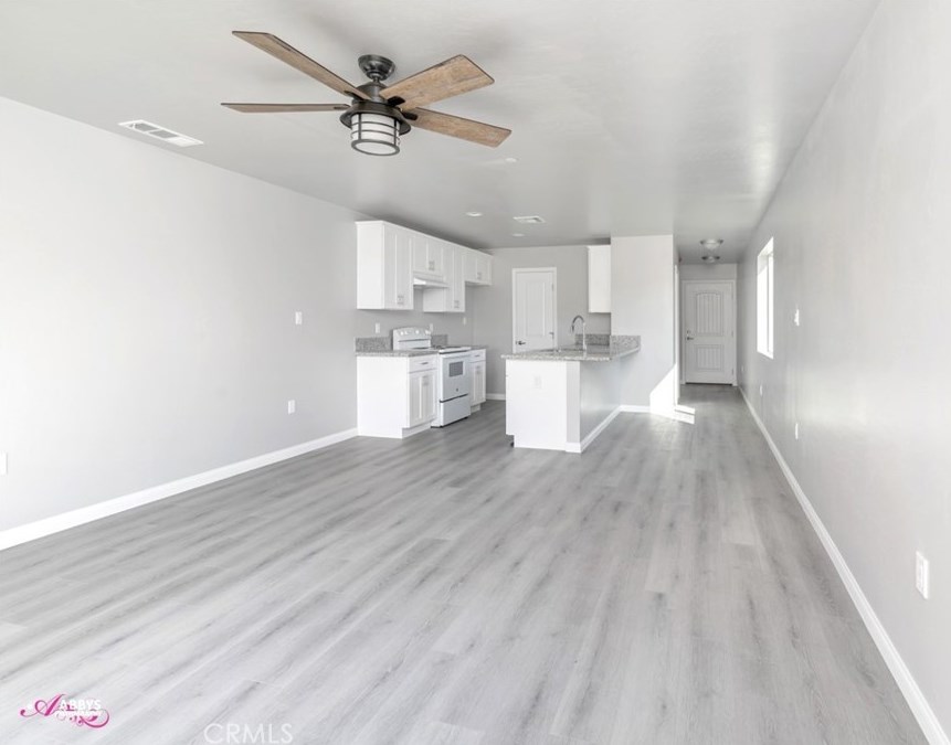 1409 Monterey St, Bakersfield CA  93306-5546 exterior