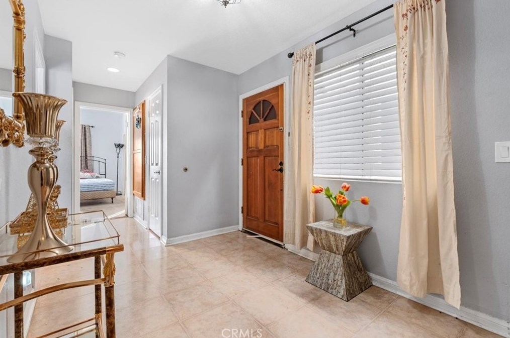 15005 Kingsdale Ave, Lawndale, CA 90260