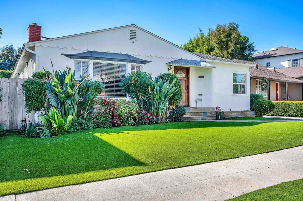 9268 Monte Mar Dr, Los Angeles, CA 90035-4146