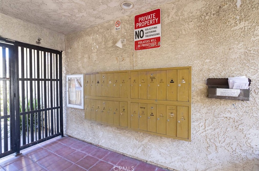 8800 Cedros Ave #217, Van Nuys, CA 91402