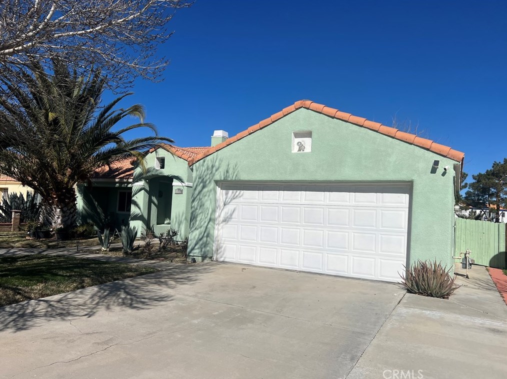 4901 Opal Ave, Palmdale, CA 93552-3787