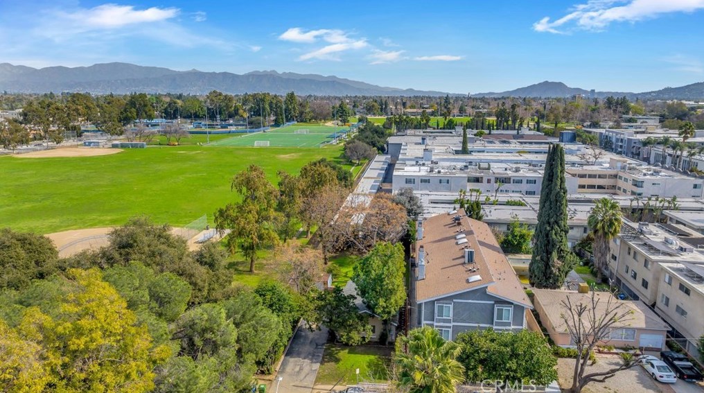5026 Tilden Ave, Van Nuys, CA 91423