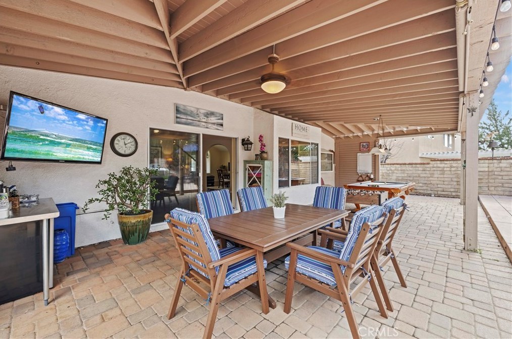 28877 Shadow Valley Ln, Santa Clarita CA  91390-1265 exterior