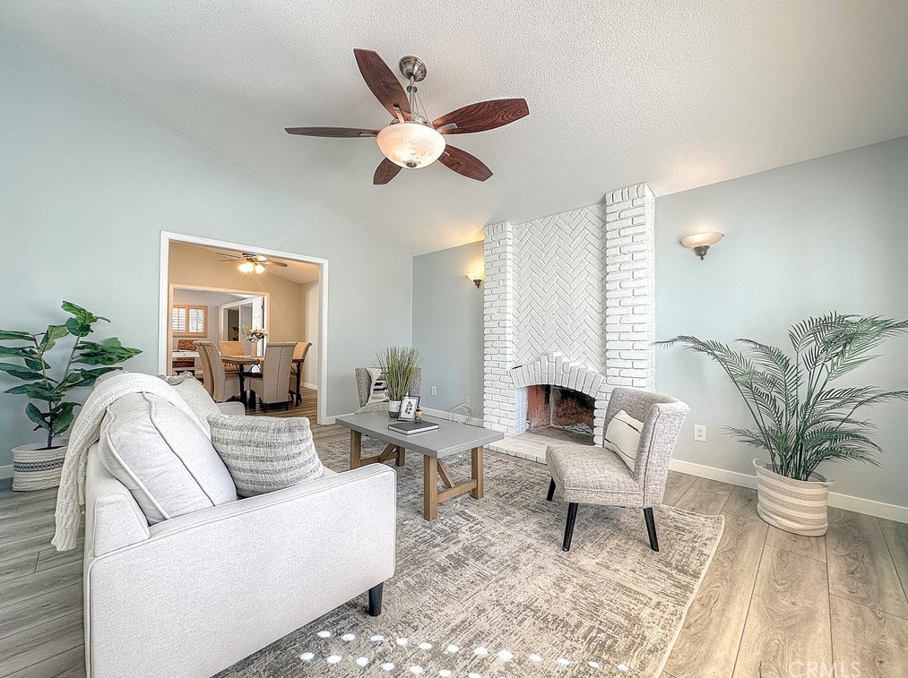 30745 Lakefront Dr, Calabasas, CA 91301