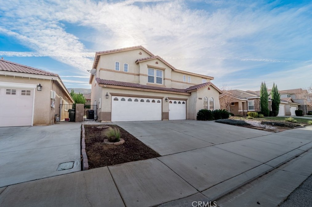 3714 Sungate Dr, Palmdale, CA 93551-5266