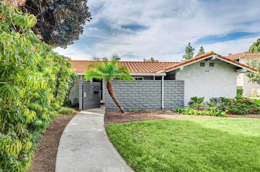 2235 Via Puerta #b, Laguna Beach, CA 92637