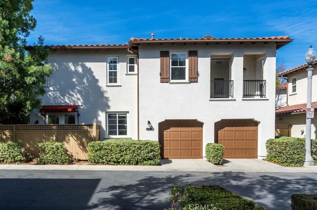 27007 Cerro Verde Ave, Santa Clarita, CA 91355-4977