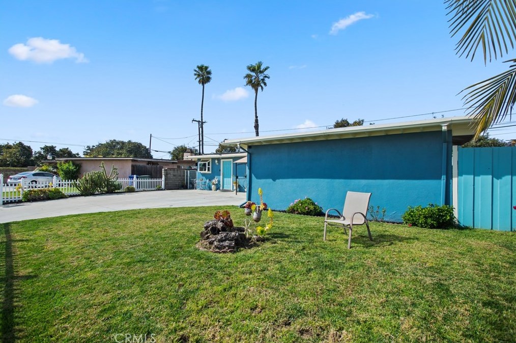 3311 Minna St, Oxnard, CA 93036-1338