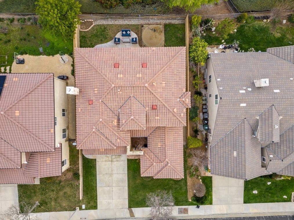 28544 Redwood Canyon Pl, Santa Clarita CA  91390-5726 exterior