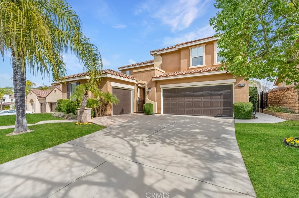 21862 Deena Pl, Santa Clarita, CA 91390-5715