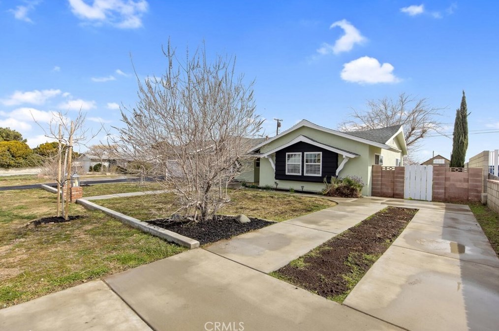 41634 47th St, Lancaster, CA 93536