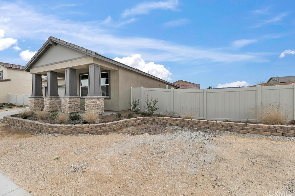 6034 Avenue, Lancaster, CA 93535-7859