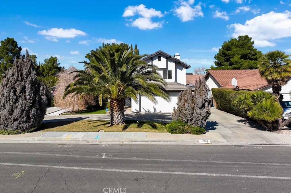 2503 Avenue, Lancaster, CA