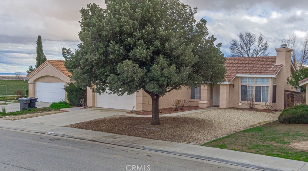 1132 Burroughs Ct, Tropico Village, CA 93560