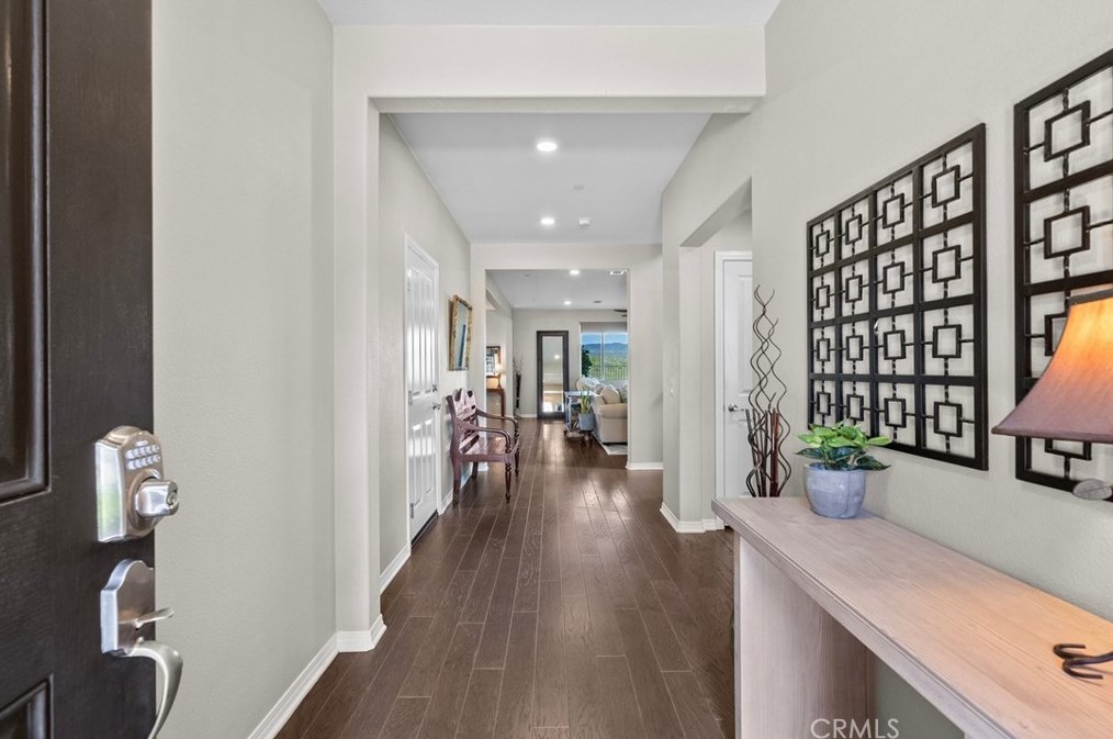 28930 Buena Vista Ct, Santa Clarita, CA 91354