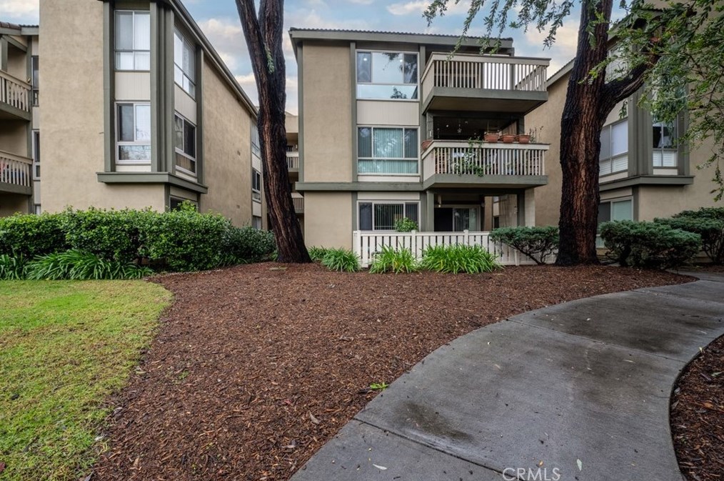 254 Sequoia Ct #36, Thousand Oaks, CA 91360