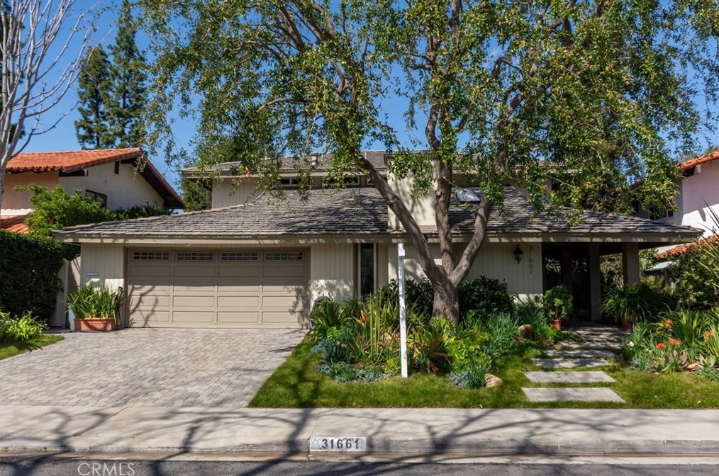 31661 Village School Rd, Thousand Oaks, CA 91361-4523
