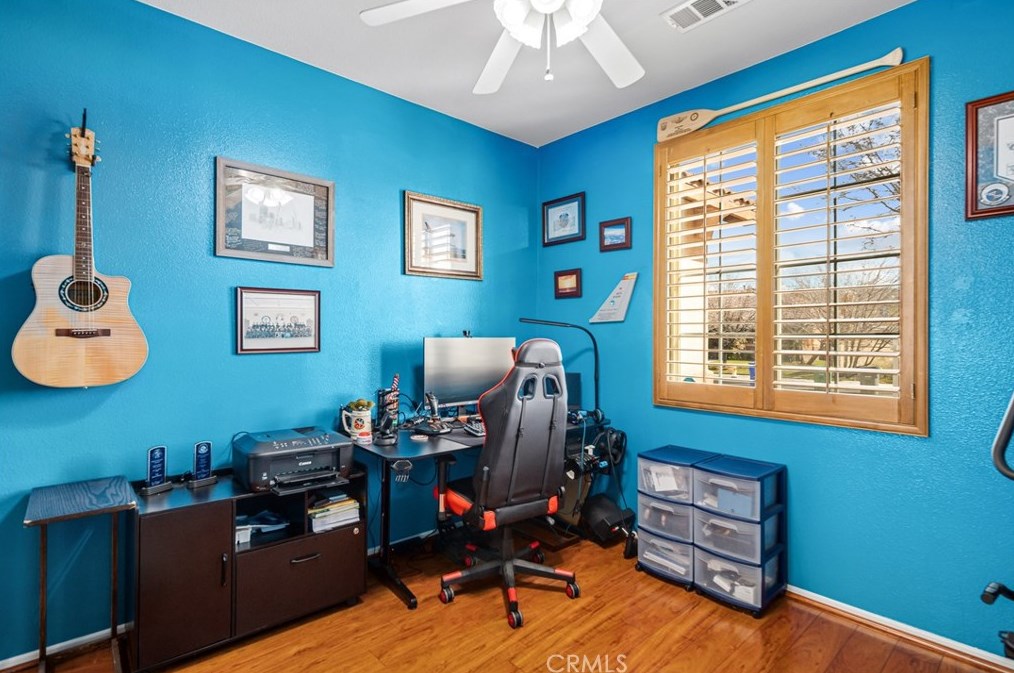 44515 17th St, Lancaster CA  93534-2863 exterior