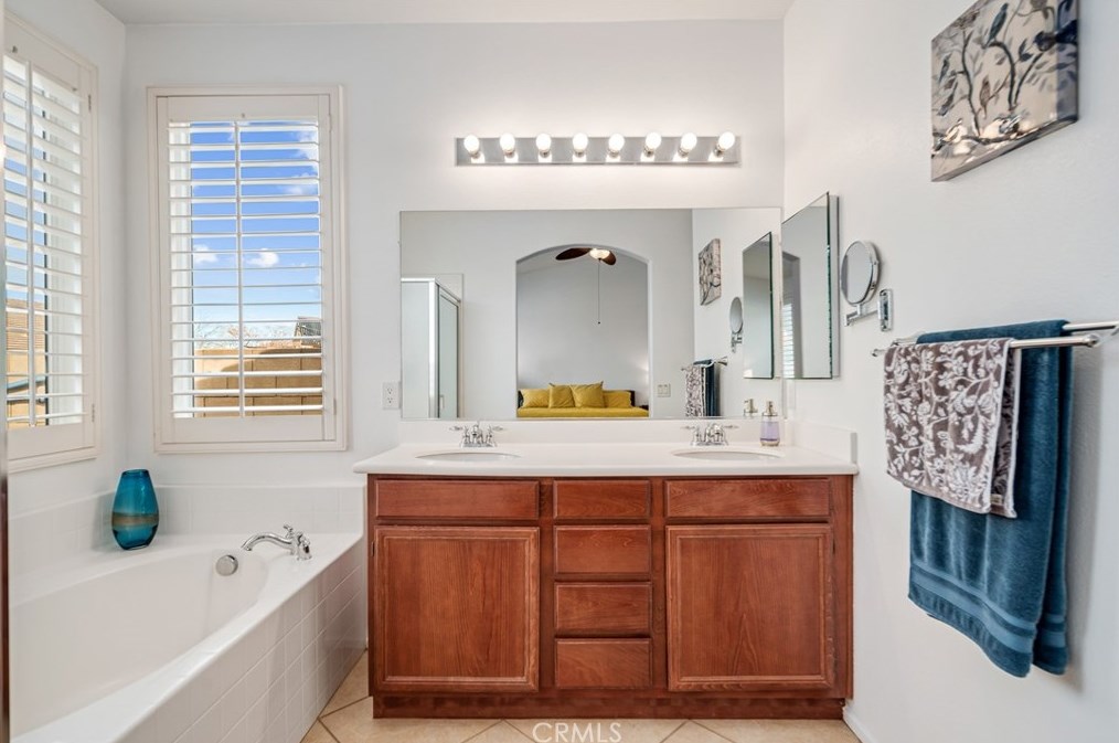 44515 17th St, Lancaster CA  93534-2863 exterior