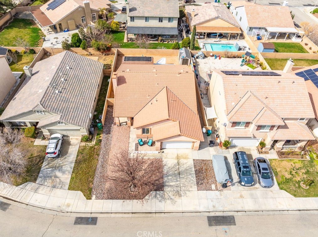 44515 17th St, Lancaster CA  93534-2863 exterior