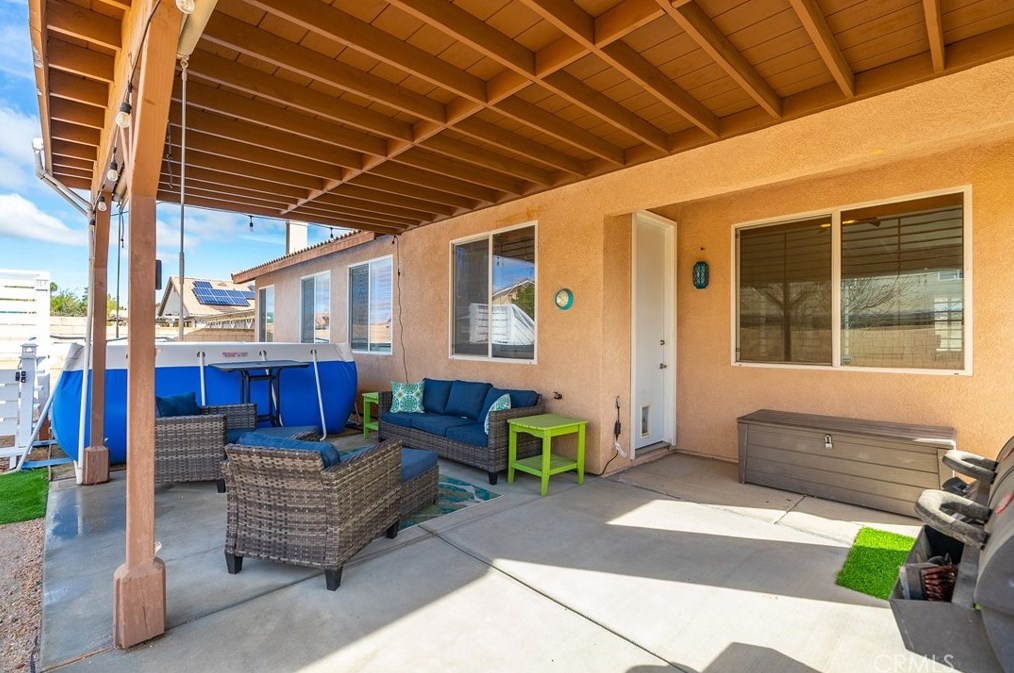 44515 17th St, Lancaster CA  93534-2863 exterior