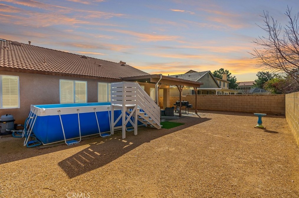 44515 17th St, Lancaster CA  93534-2863 exterior