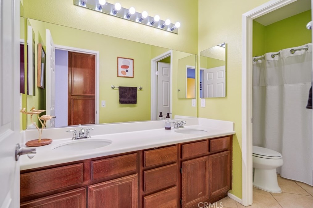 44515 17th St, Lancaster CA  93534-2863 exterior