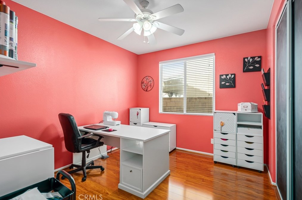 44515 17th St, Lancaster CA  93534-2863 exterior