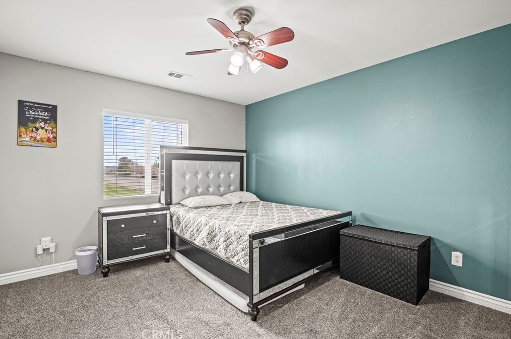 44004 Camellia St, Lancaster CA  93535-6146 exterior
