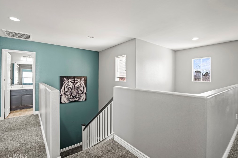 44004 Camellia St, Lancaster CA  93535-6146 exterior