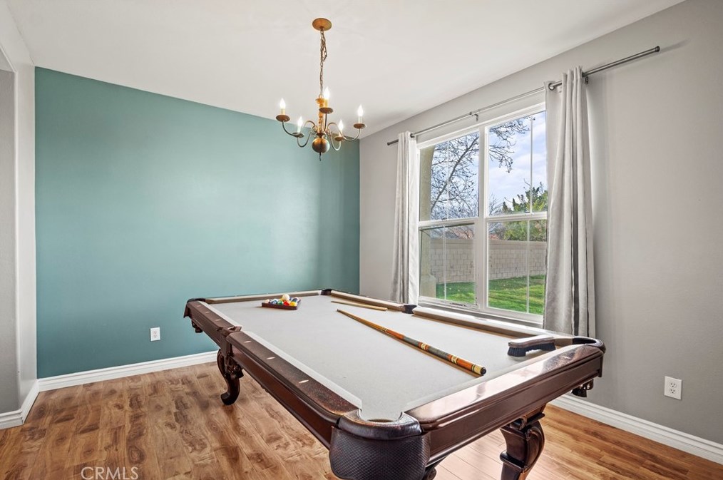 44004 Camellia St, Lancaster CA  93535-6146 exterior