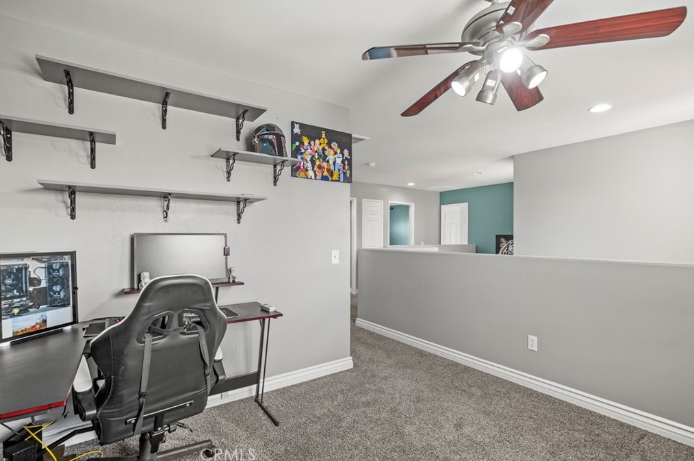 44004 Camellia St, Lancaster CA  93535-6146 exterior