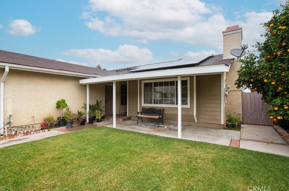 28023 Gold Hill Dr, Santa Clarita, CA 91384