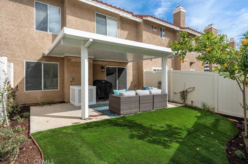28123 Bobwhite Cir #103, Santa Clarita, CA 91350