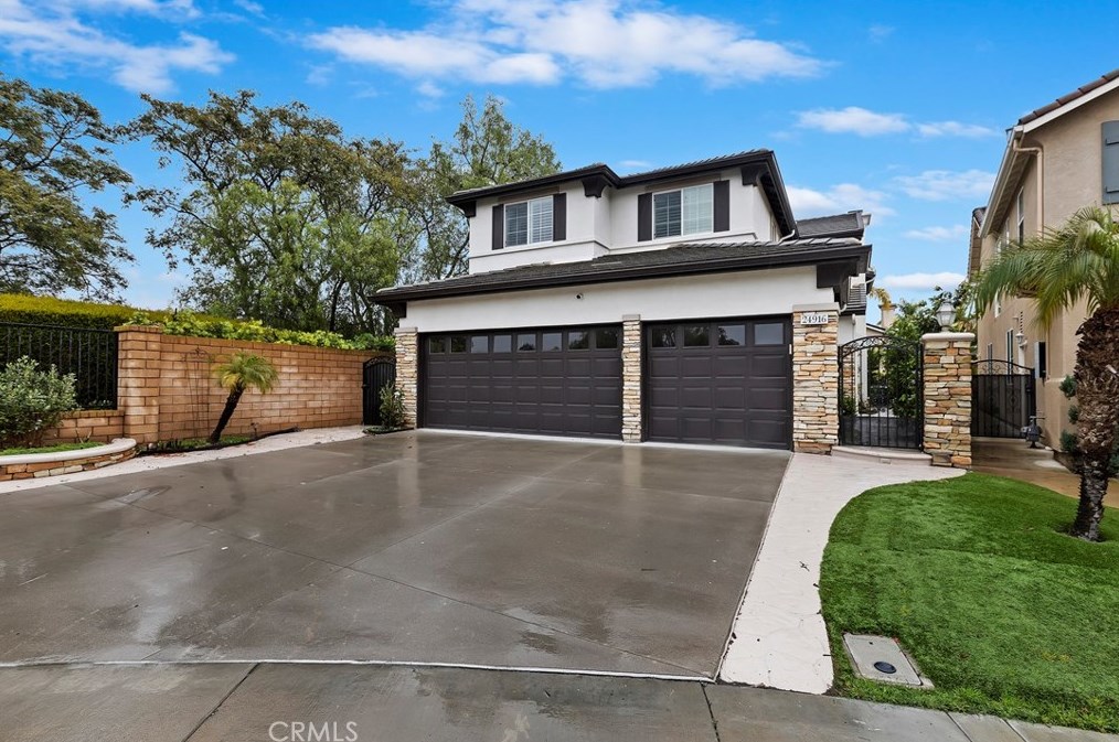 24916 Gardenway Dr, Laguna Beach, CA 92677