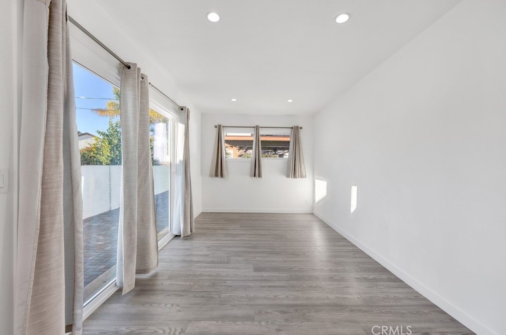 12609 Solvang St, North Hollywood CA  91605-2134 exterior