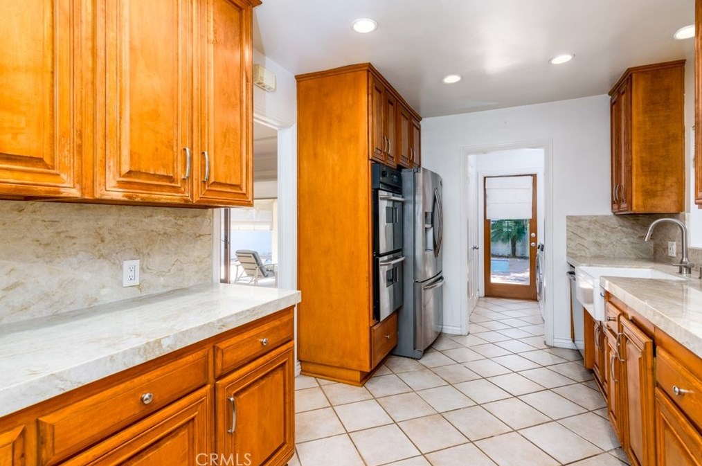 13158 Otsego St, Van Nuys CA  91423-1520 exterior