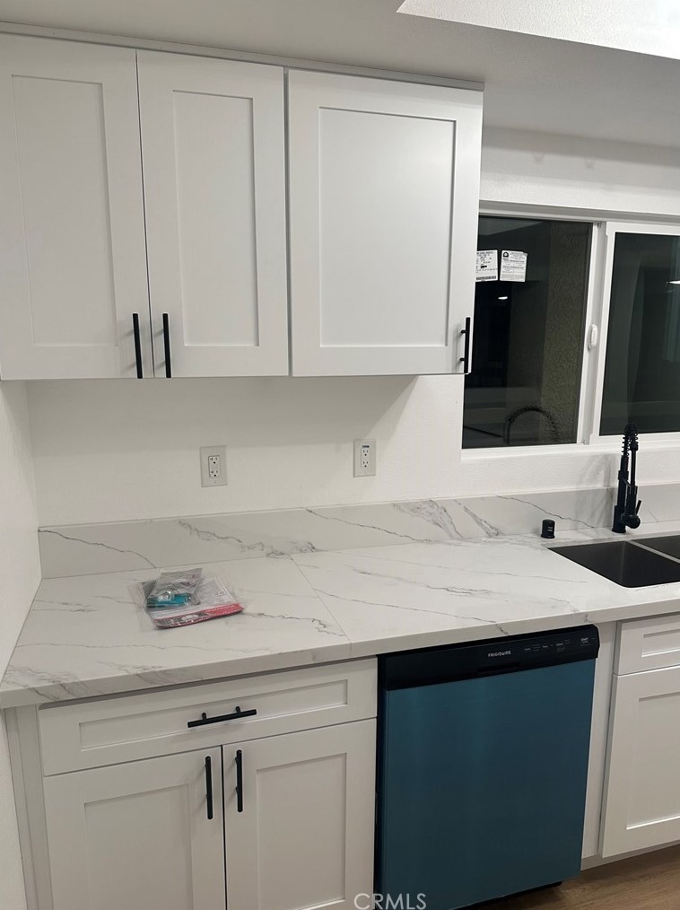 12121 Centralia St #304, Lakewood, CA 90715