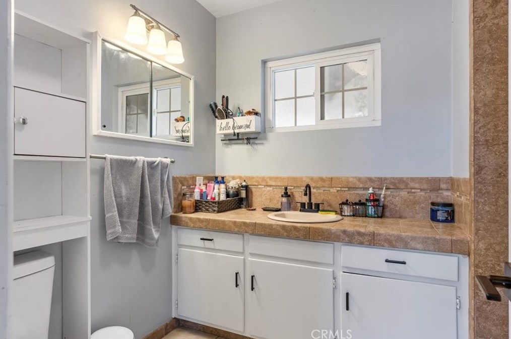 4501 Kevin Dr, Bakersfield CA 93308 exterior