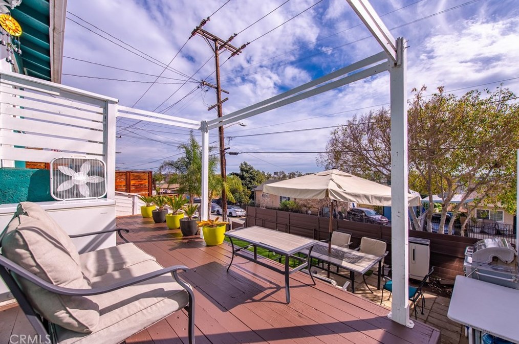 4315 Blanchard St, Los Angeles, CA 90022-1001
